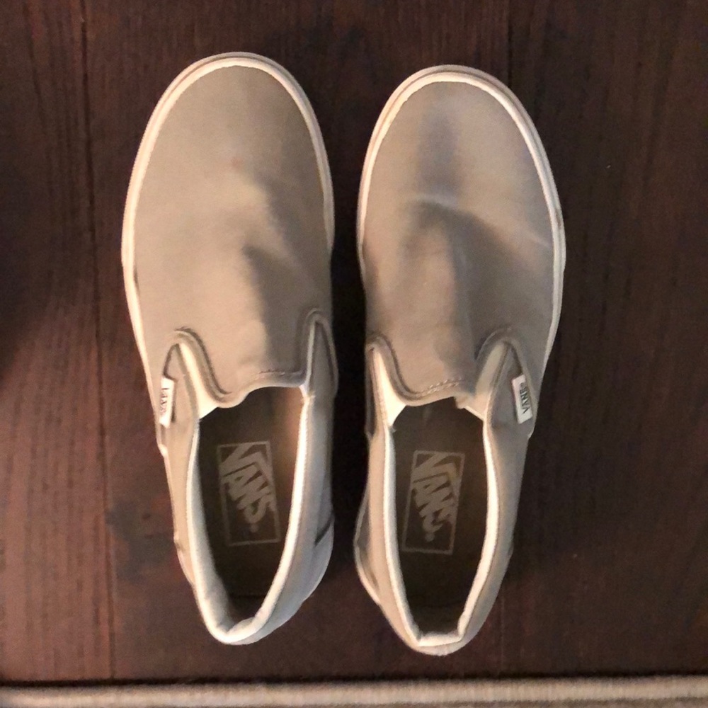 Women’s VANS size 7